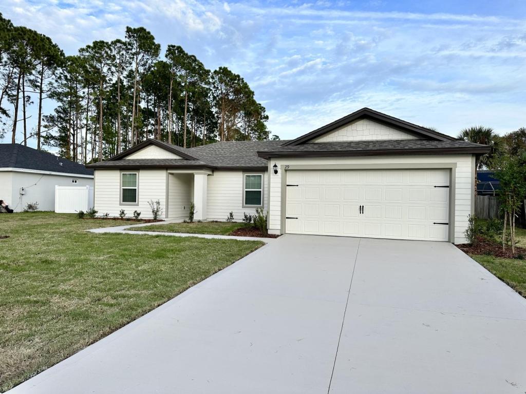Primary Photo - 29 Pineland Ln