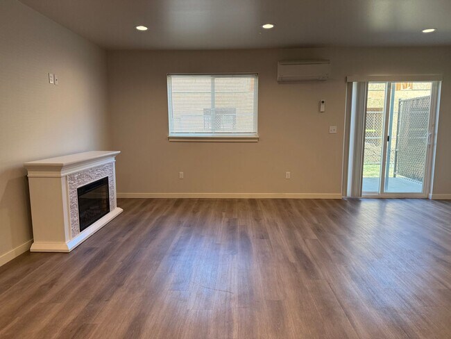 Foto del edificio - 5307 2 Smitten St