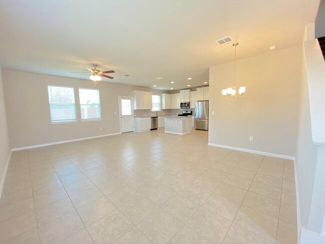 Building Photo - 10509 Sentinel Dr