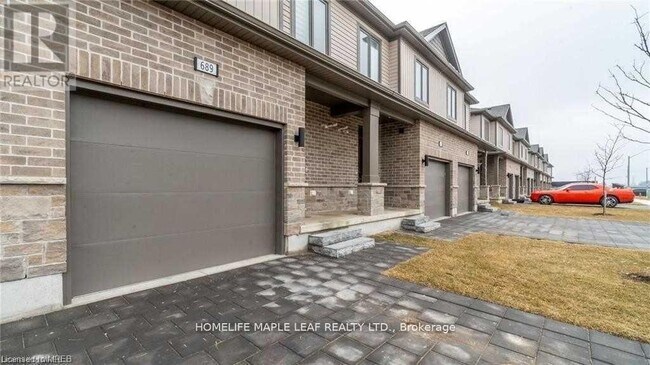 Photo du bâtiment - 689 Chelton Rd