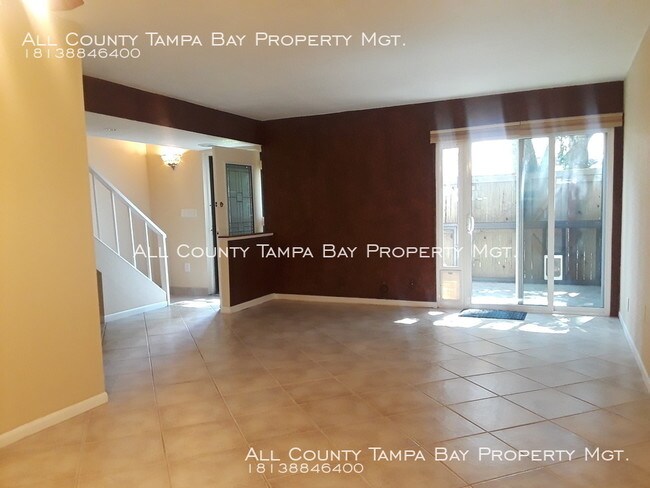 Building Photo - Just hit the market! Will not last!