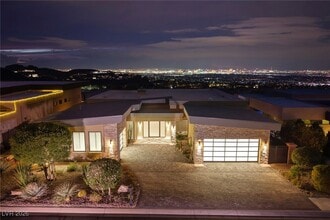 Building Photo - 675 Scenic Rim Dr