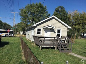 Building Photo - 2826 S Hackley St