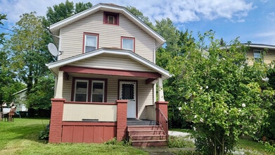 Building Photo - 1221 Girard St