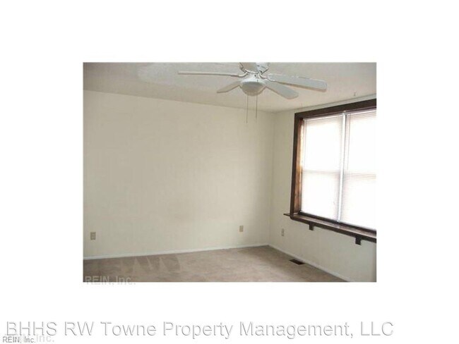 Building Photo - 3 br, 2.5 bath House - 3514 Mountain Drive