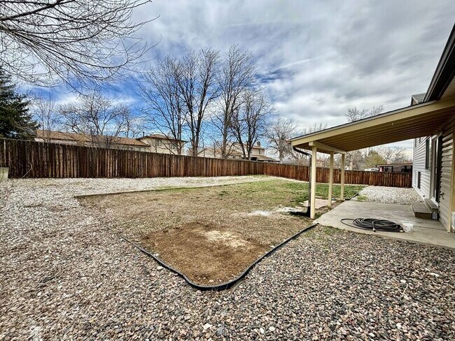 Building Photo - 2567 S Dillon St