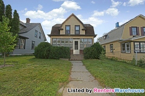Primary Photo - 3715 Dupont Ave N