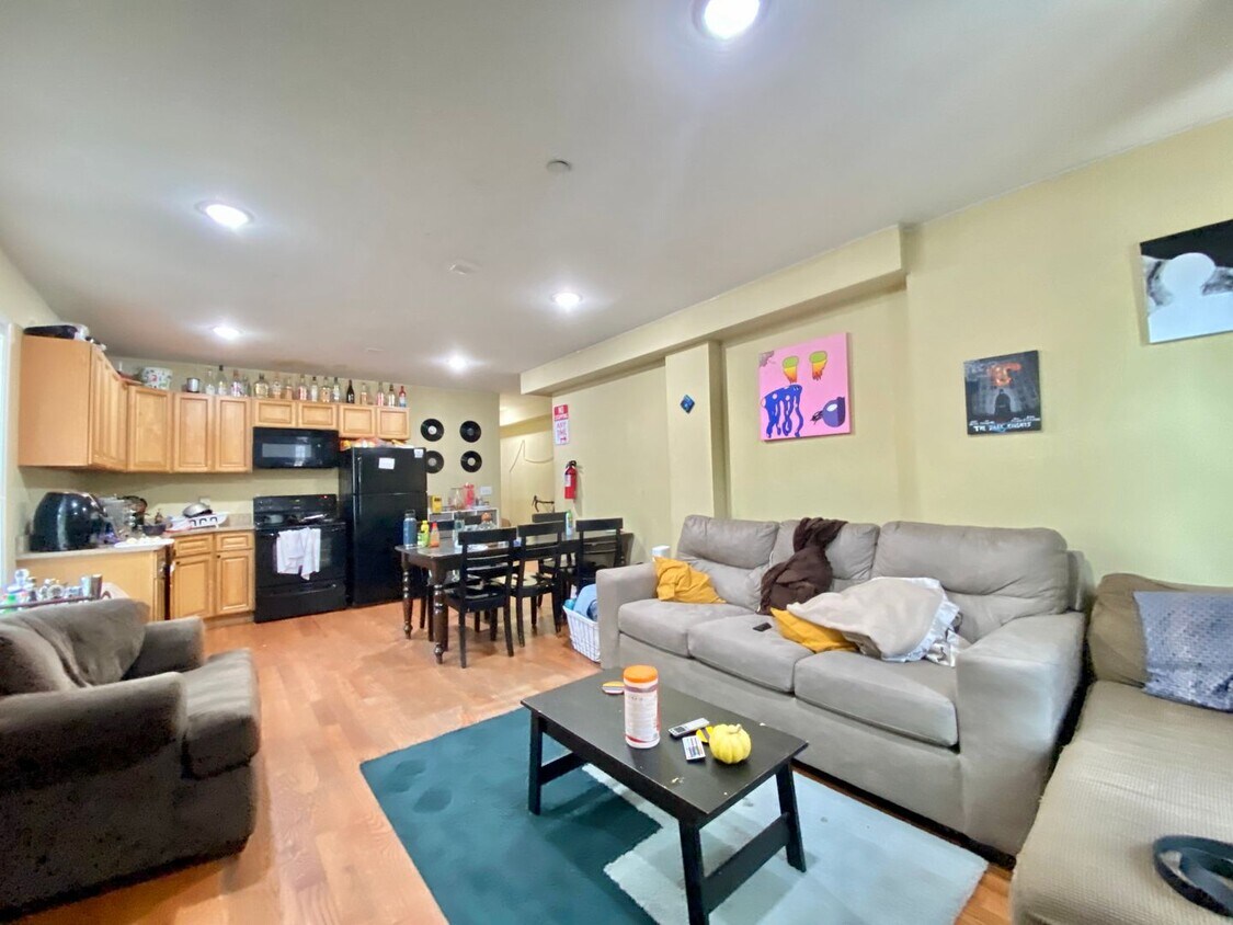 Photo - 2014 N 17th St