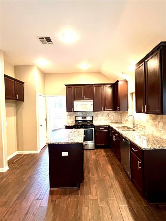 Building Photo - 9222 La Siesta Bend