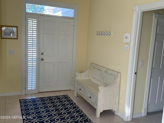 Foto del edificio - 264 Kingston Dr