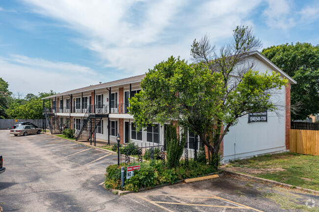 Building Photo - The Lafayette Apartments