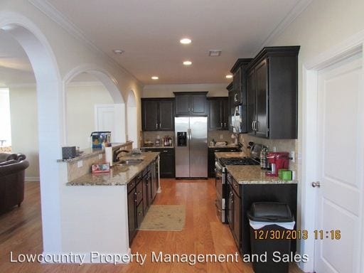 Building Photo - 520 Chaff Ln