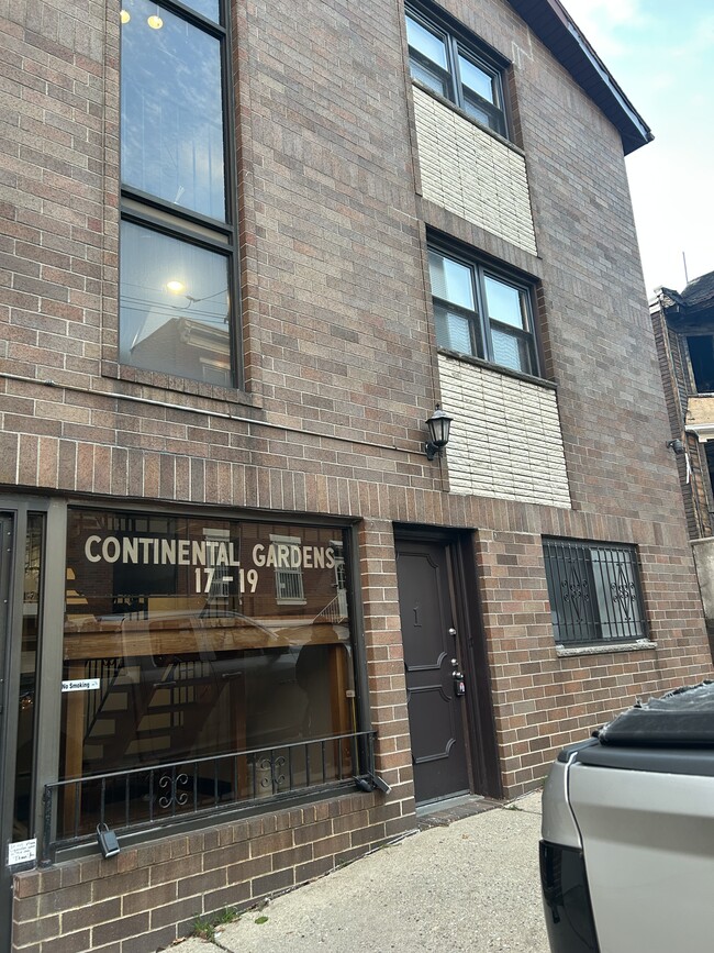 Building Photo - 17-19 68th St