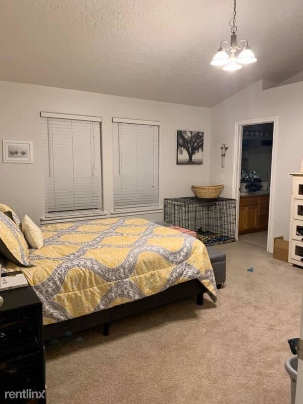 Foto del edificio - 4 br, 3 bath House - 525 W. Palmer Dr.