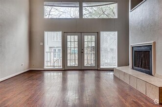 Building Photo - 6808 Eastridge Dr
