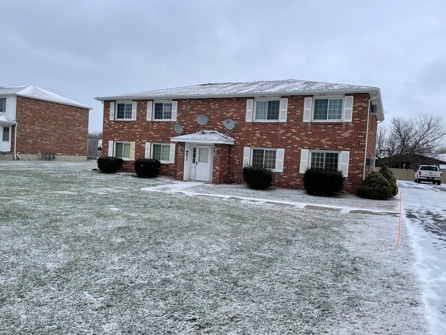 outside of building - 6941 Plaza Dr