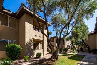 Building Photo - 7009 E Acoma Dr