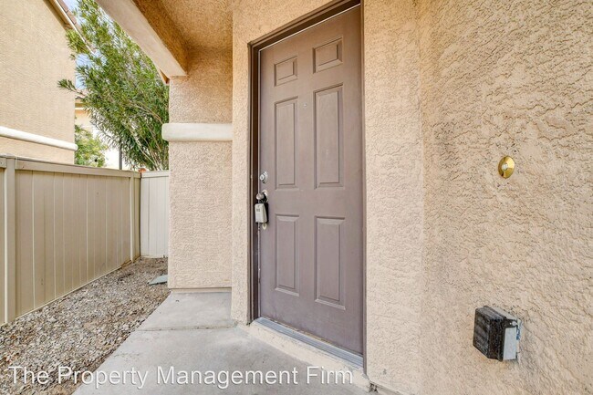 Building Photo - 3 br, 2.5 bath House - 8112 Finch Feather St