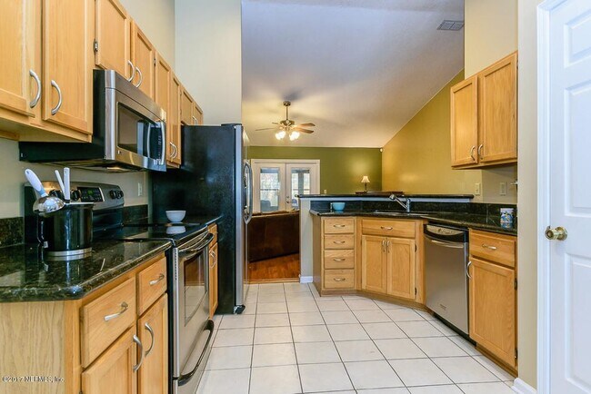 Building Photo - 13613 Las Brisas Way