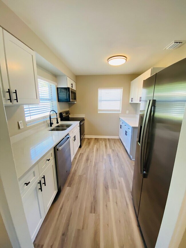 Foto del edificio - Stunning 2 Bed 2 Bath Winter Park Home!!!
