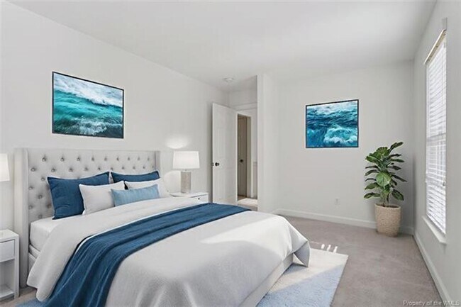 Building Photo - New Town 3 Bedroom, 3.5 Bath Townhome