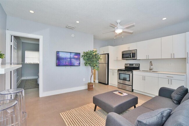 Foto del edificio - 60 NW 76th St