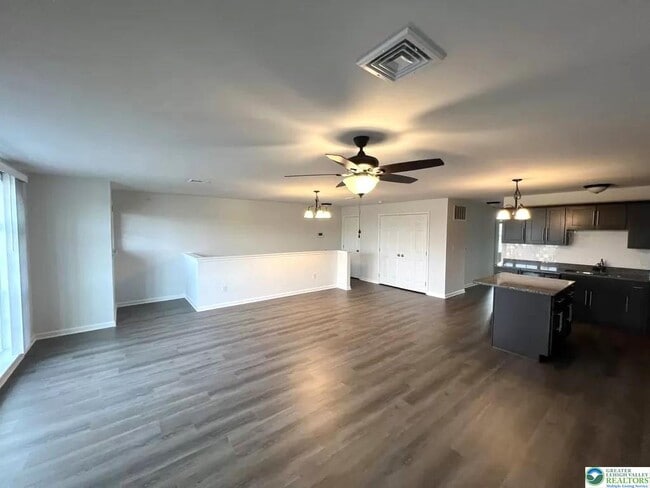 Building Photo - 1047 Cetronia Rd