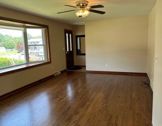Foto del edificio - 2946 Northwood Dr