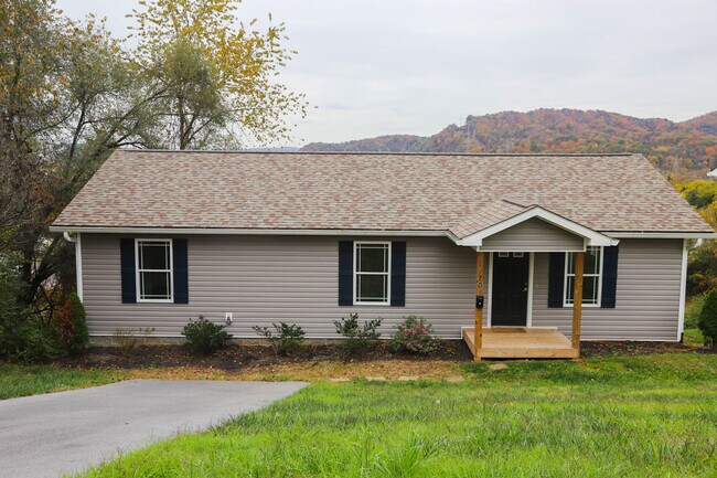 Building Photo - 1701 Sevier Terrace Dr