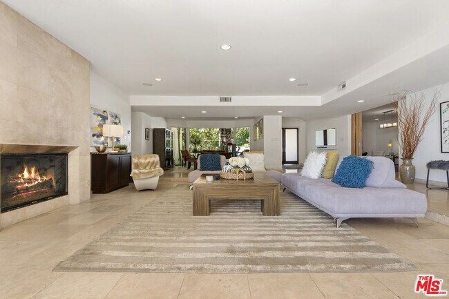 Foto del edificio - 510 Leslie Ln