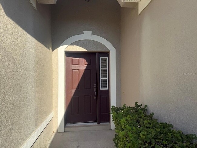 Building Photo - 420 Moss View Cir