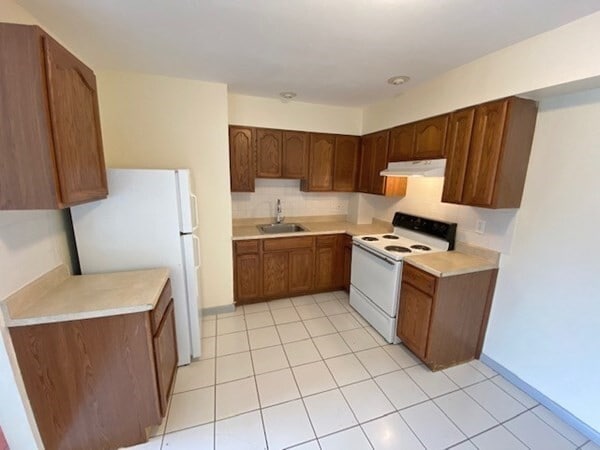 Building Photo - 19 Winter St