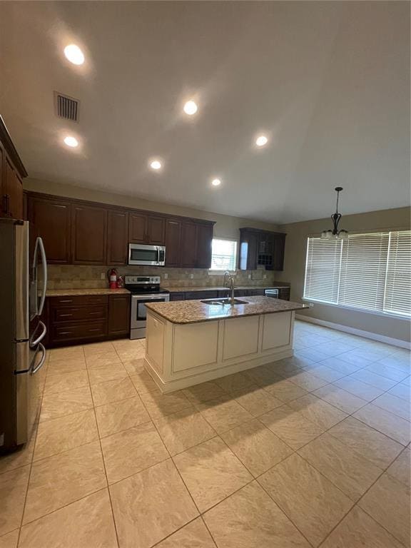Foto del edificio - 11445 Dovetail Ln