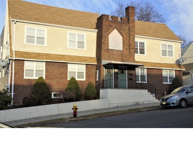 Foto principal - 150 Belmount Ave