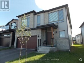 Building Photo - 838 Crossgate St