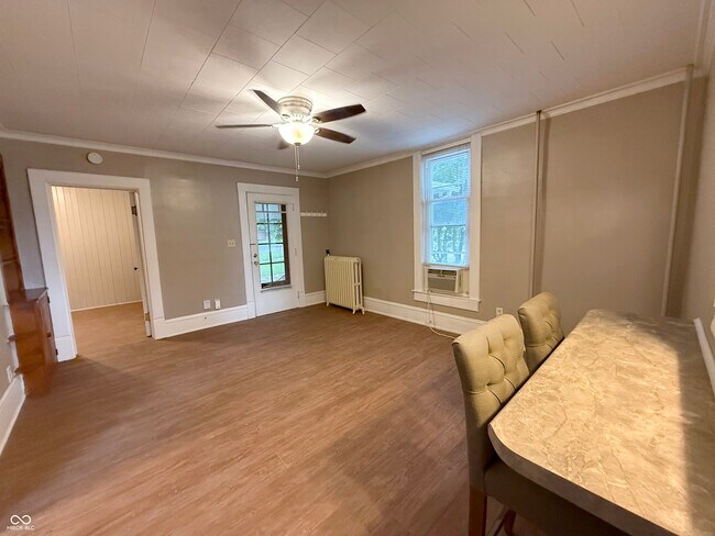 Foto del edificio - 512 N Pearl St