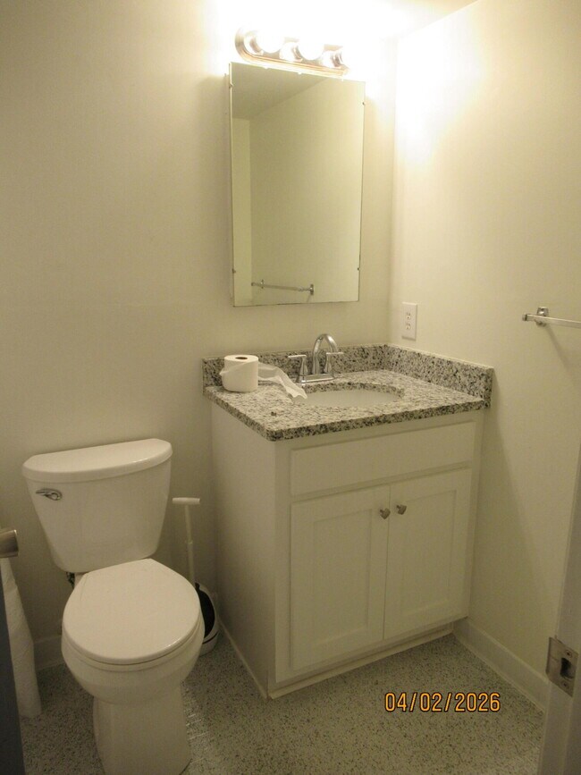 Foto del edificio - 251 Rast St