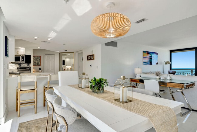 Building Photo - 3000 N Ocean Dr
