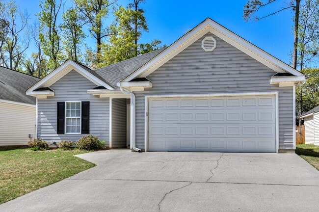 Building Photo - 490 Connemara Trail