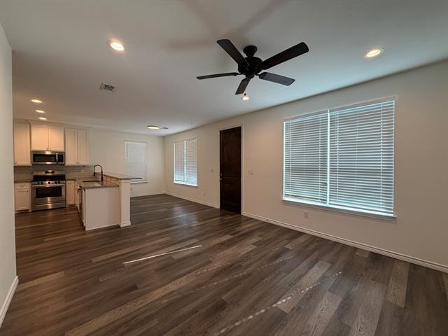 Foto del edificio - 613 W Parnell St