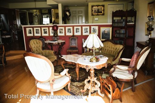 Building Photo - 909 Sutter St