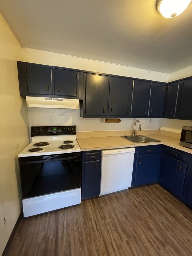 Foto del edificio - 1022 Adams Ave