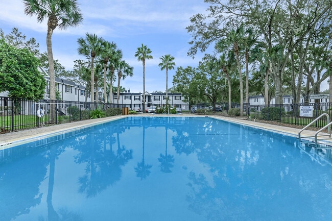 Building Photo - Melina at Maitland