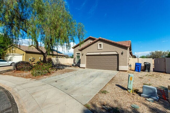 Building Photo - 2265 S Del Rancho