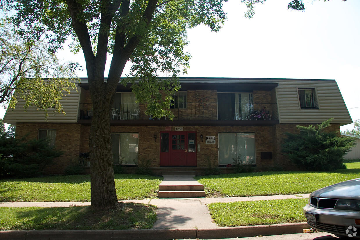 Primary Photo - 3730 E Karstens Dr