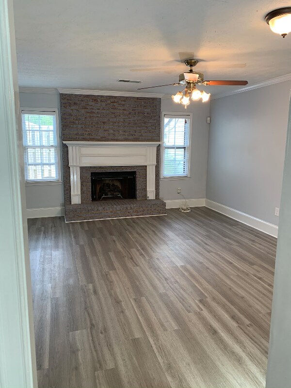 Foto del edificio - 278 Shaded Oaks Ln SE