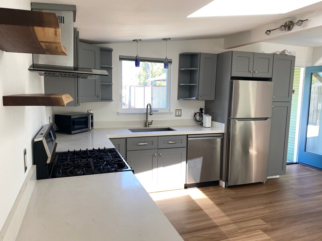 Foto principal - 1013 Sumner St
