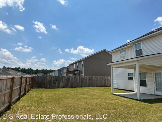 Foto del edificio - 4 br, 2.5 bath House - 125 WW Winn Ave