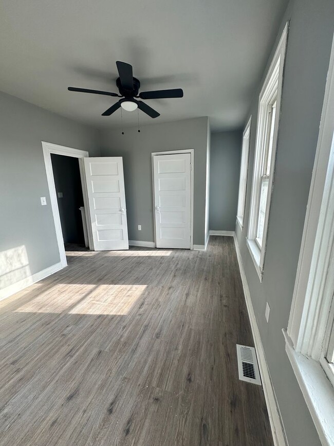 Building Photo - Charming 3-bedroom, 1-bathroom home located in the Cylburn Community