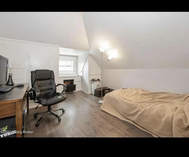 Foto del edificio - 213 Woodbine St